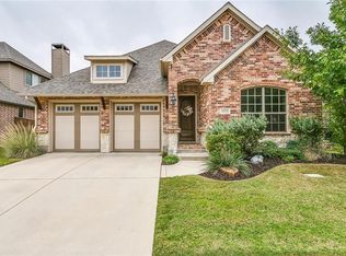 6828 Oriole Ln, North Richland Hills, TX 76182