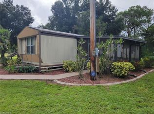 7842 McDaniel Dr, North Fort Myers, FL 33917