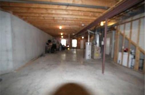 4th image of 1011 SW Clover Ct