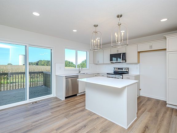 5th image of 1817 Gordon Ct
