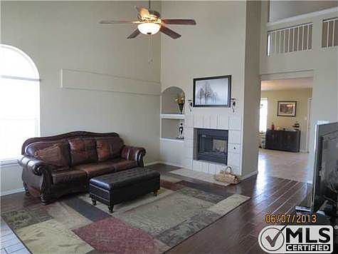 4th image of 225 Bagwell Ct