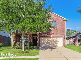 2905 Castleton Bay Ln, Pearland, TX 77584