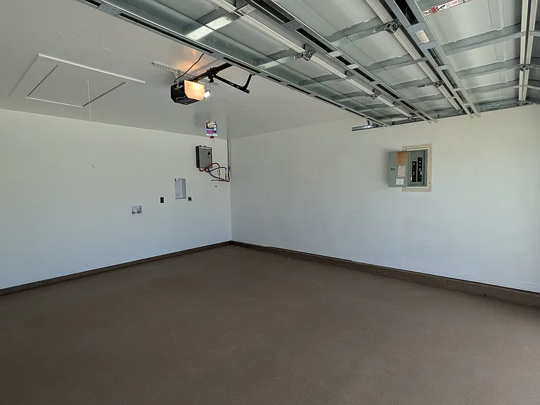 382 SW Voltair Ter — Photo 11