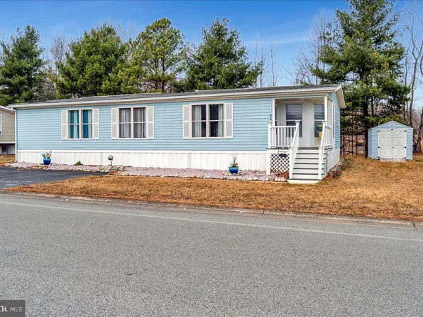 216 Joan Dr #230, Bear, DE 19701