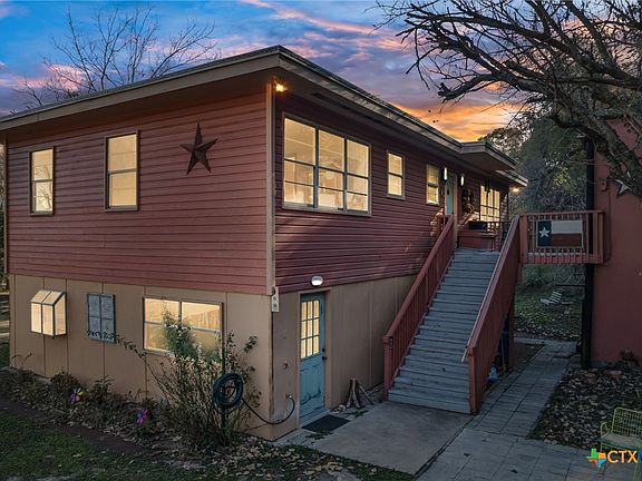 3rd image of 900 Cooks Ln