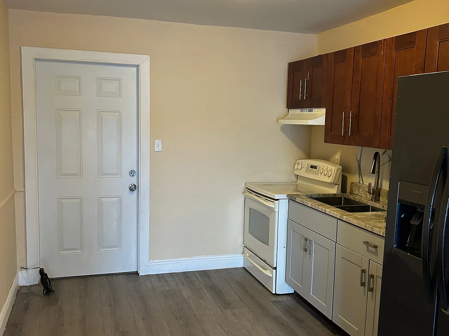 2 bed, 676 sqft, $1,500 — Photo 3