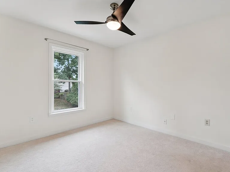 1291 Mason Mill Ct — Photo 28