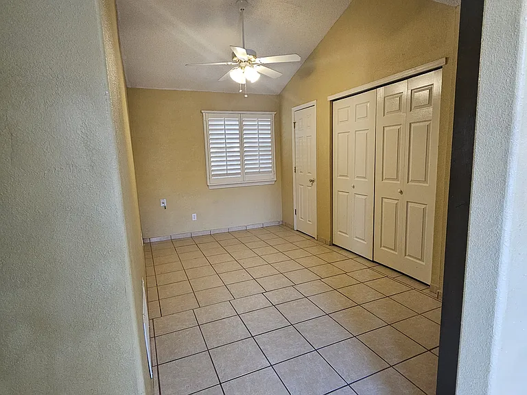 Laundry area, storage closets
Optional office, playroom