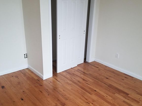 5th image of 63 E 236th St APT 6