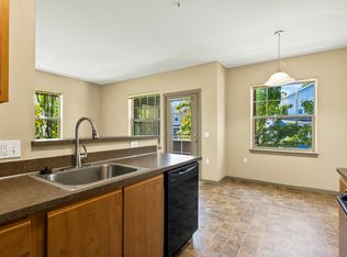 2459 Lakeview Dr #429103, Eugene, OR 97408