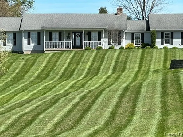 649 N Hitchcock Road, Salem, IN 47167