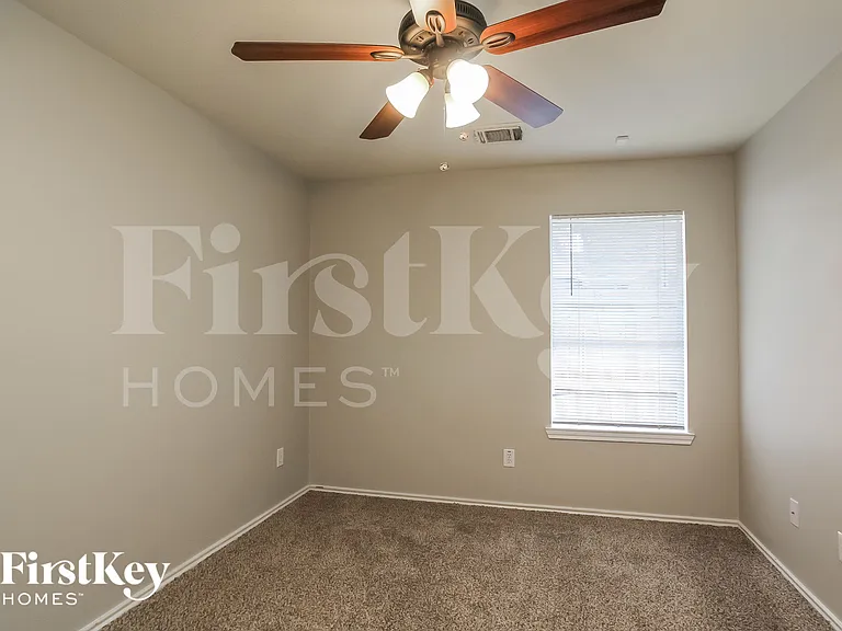 5231 Flax Bourton St — Photo 10