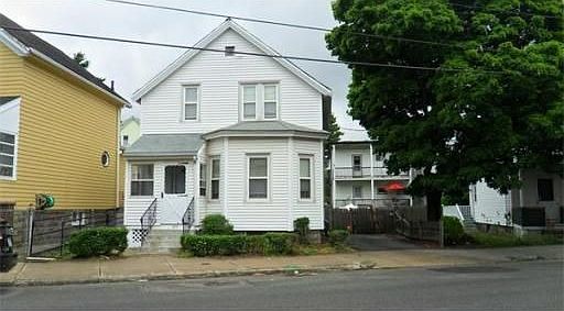 1st image of 160 Garfield Ave