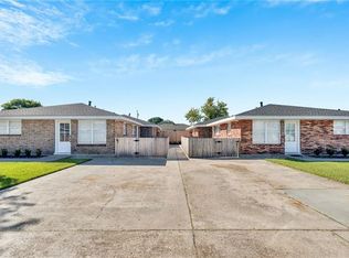 2512 Chalona Dr, Chalmette, LA 70043