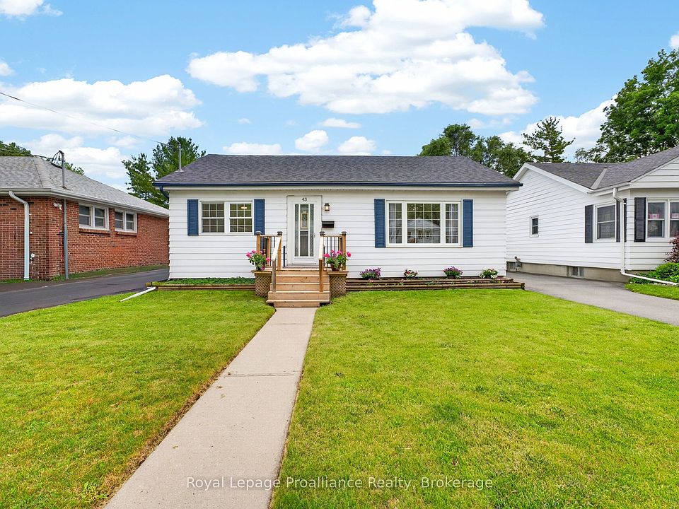 1st image of 43 Hastings Dr