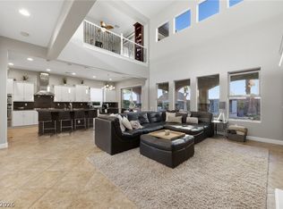 2732 Marie Antoinette St, Henderson, NV 89044