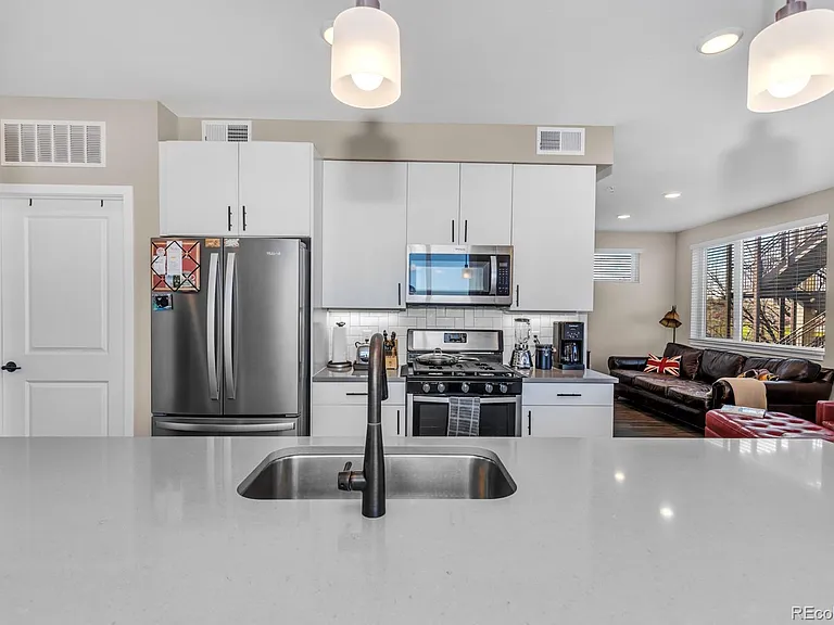2729 W 28th Ave #315 — Photo 8