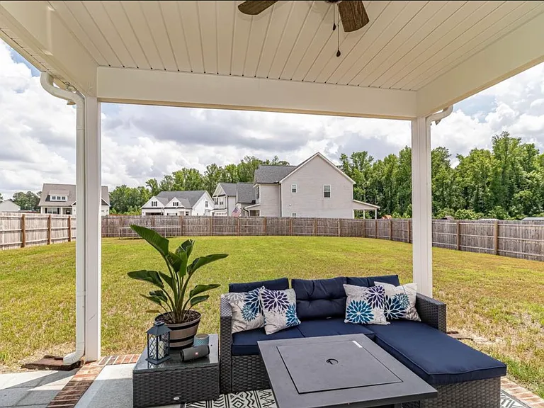 300 Stonebridge Dr — Photo 27