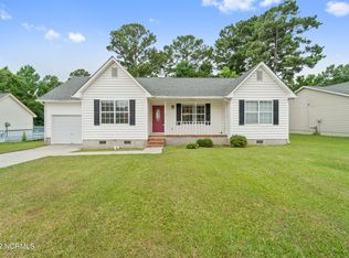 130 Broadleaf Dr, Jacksonville, NC 28546