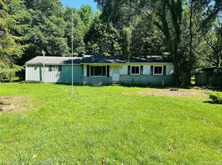 4550 W Allen Rd, Howell, MI 48855