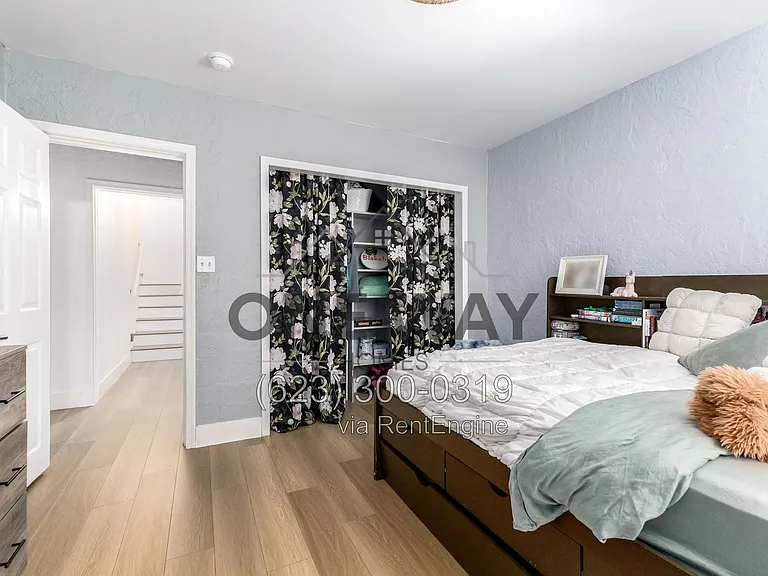 107 S Catalina St — Photo 30