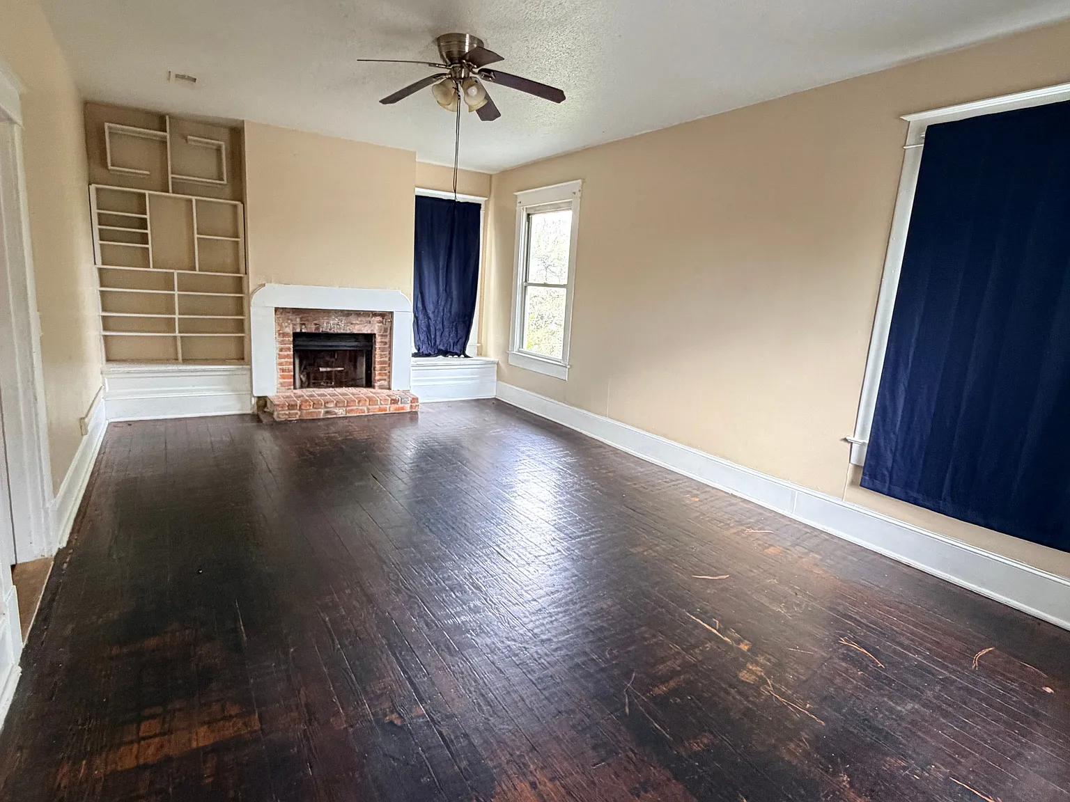 2 bed, 1100 sqft, $850 — Photo 2