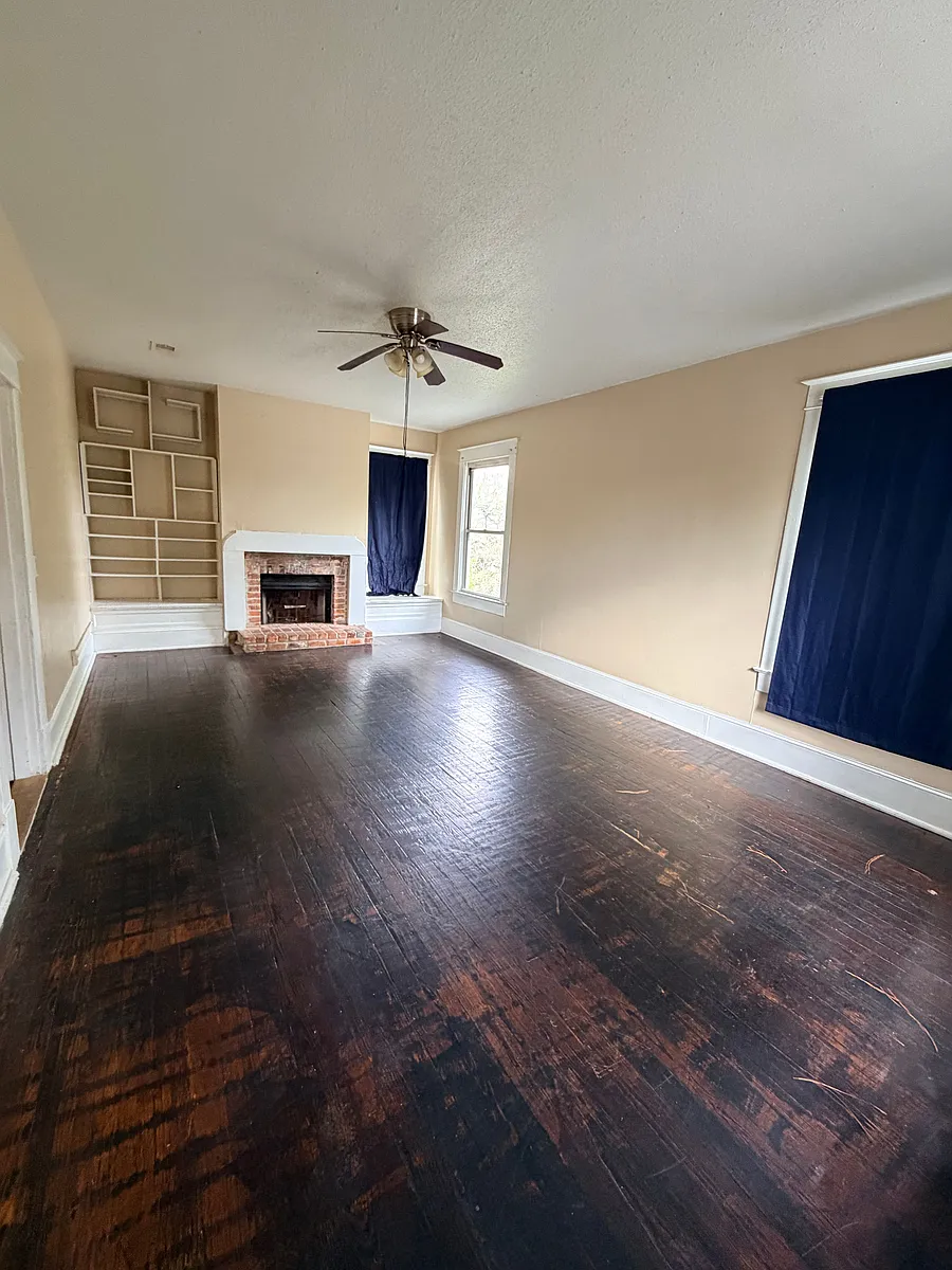 Building Photo - 431 College St #B