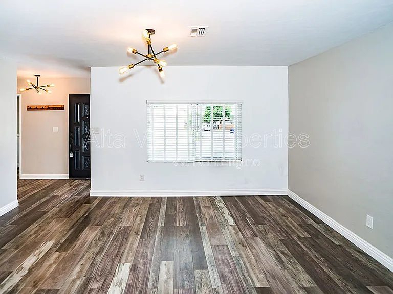 2127 Burgener Blvd — Photo 5