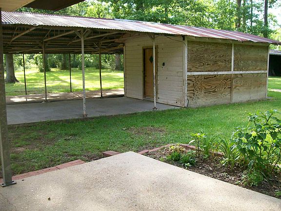 3rd image of 1142 County Road 4056