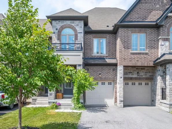 80 Walter Proctor Rd, East Gwillimbury, ON L9N 0N9