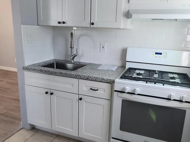 1915 Atlantic Ave #5 — Photo 12