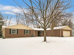 995 Prairie Ave, Naperville, IL 60540