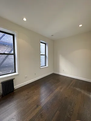 Rented by Avenues Real Estate | media 7