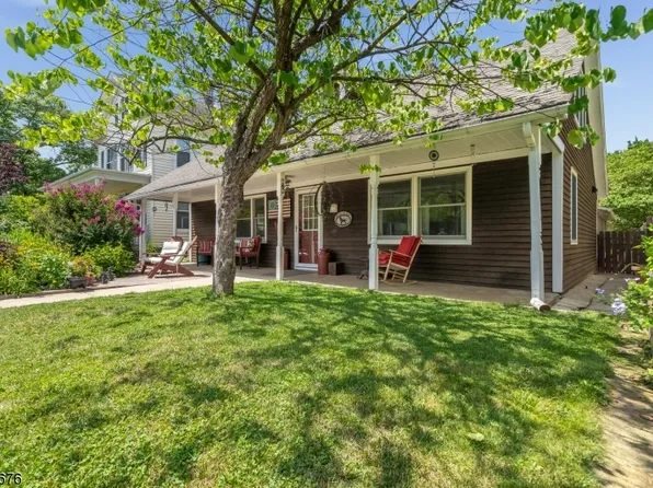 17 Bonnell St, Flemington Boro, NJ 08822