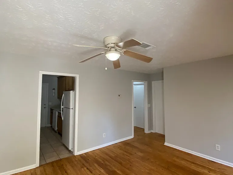 56 Sunrise Cir — Photo 3
