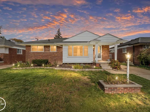 19707 Sunnyside St, Saint Clair Shores, MI 48080