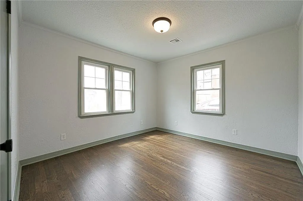 1710 Northwest 40th Street - 1 — Photo 2