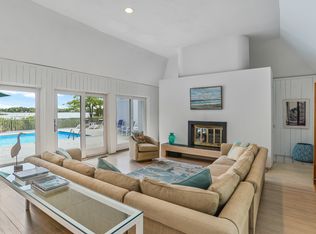 84 Redwood Rd, Sag Harbor, NY 11963