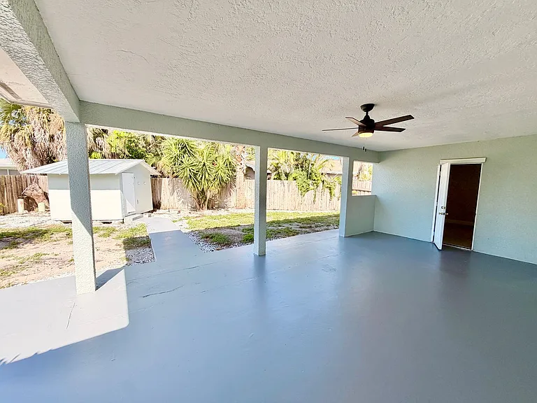 3499 Balboa Cir E — Photo 18