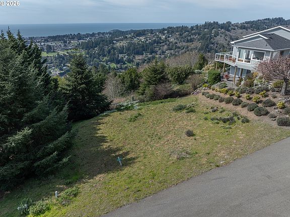 5th image of 98010 Crown Terrace Rd #1