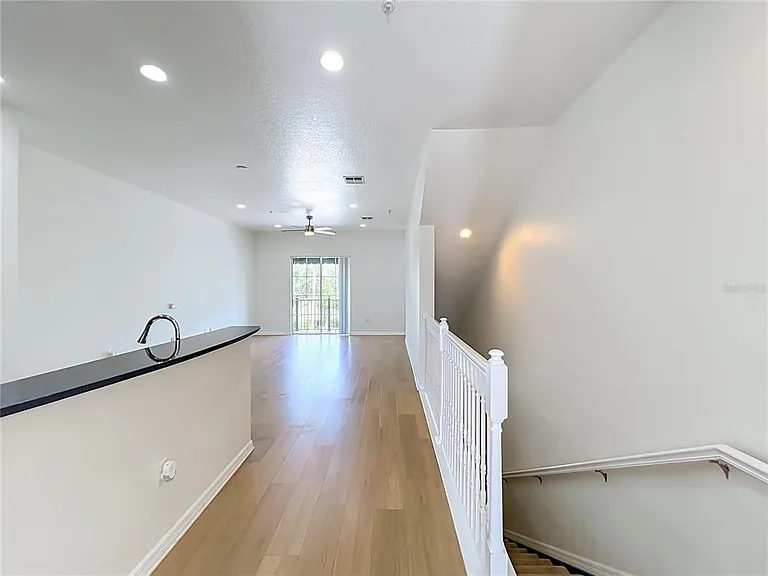 3716 Avalon Park East Blvd — Photo 10