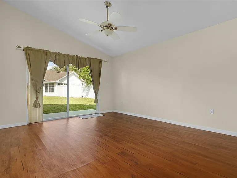 2936 Twin Oaks Dr — Photo 9