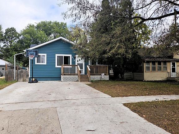 2nd image of 615 W 17th St