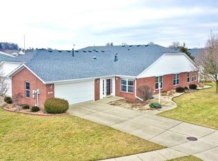 221 Reagan Cir, Franklin, IN 46131