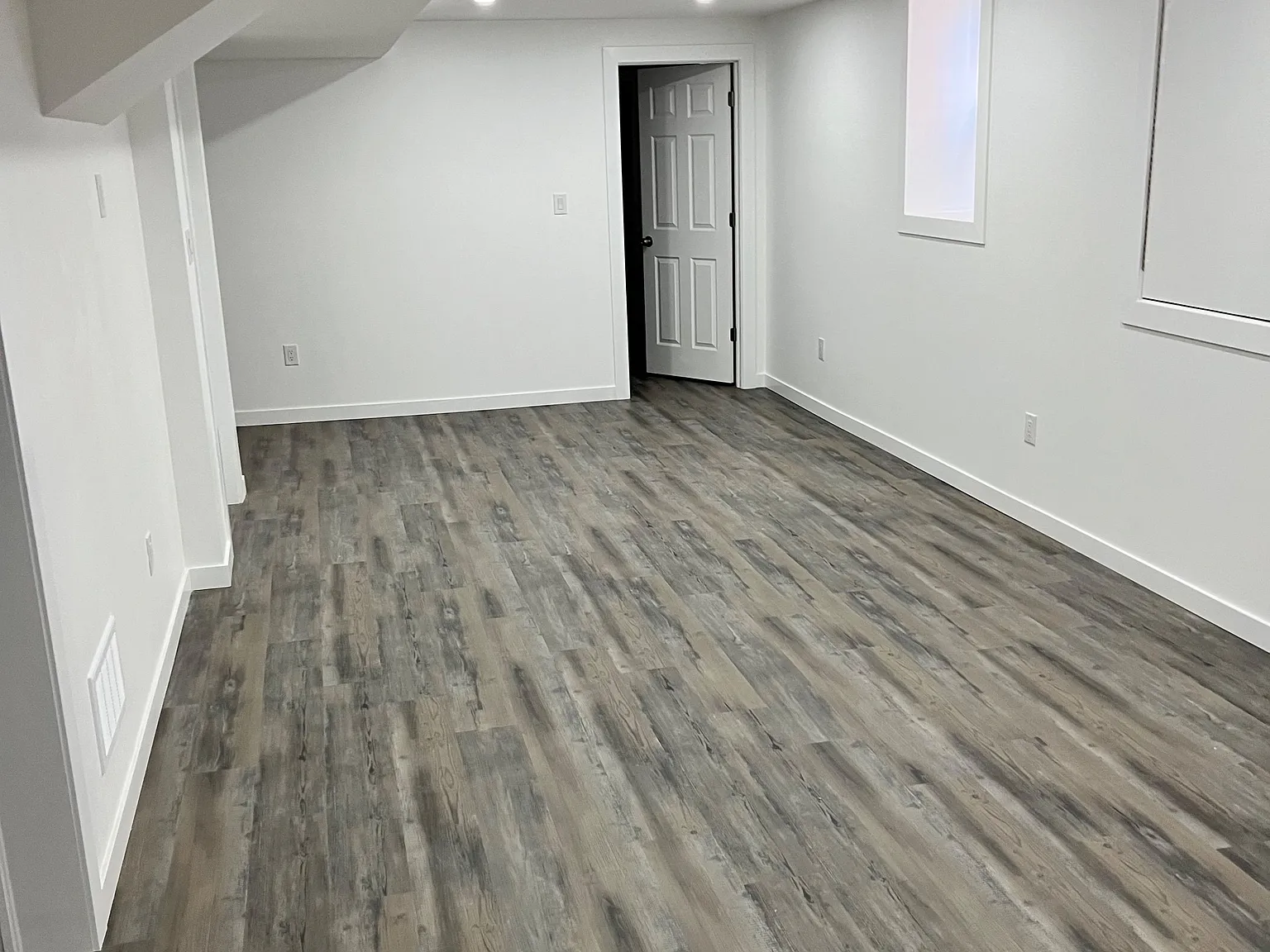 2 bed, $2,000 — Photo 3