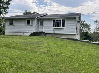 5 Buttonwood Ct, Poughkeepsie, NY 12601