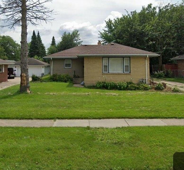 2nd image of 2108 Arthur Ave