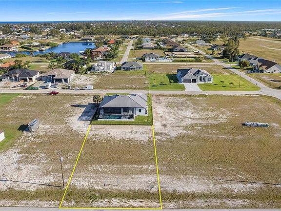 4th image of 4111 NW 19th TER