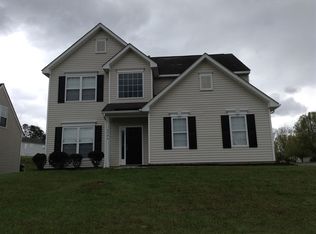 6904 Chieftain Dr, Charlotte, NC 28216