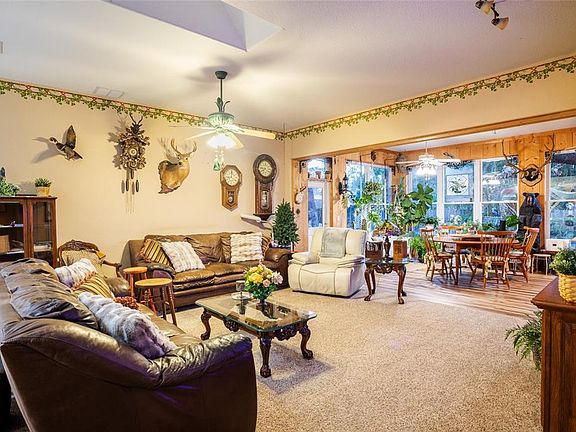 5th image of 8508 Dee Cir